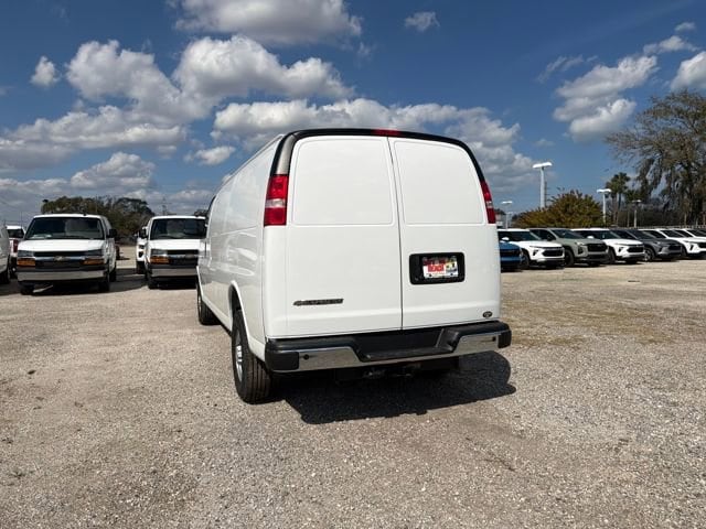 2026 Chevrolet Express Cargo Work Van - Photo 10