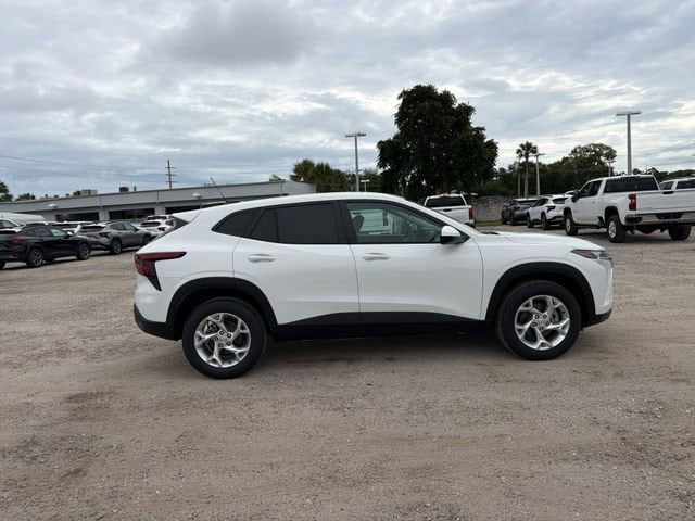 2026 Chevrolet Trax LS - Photo 14