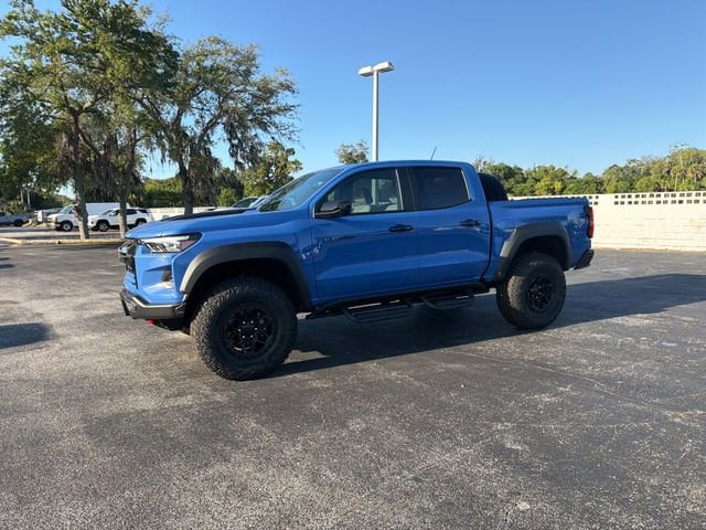 2026 Chevrolet Colorado ZR2 - Photo 3