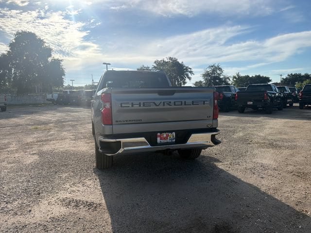 2026 Chevrolet Silverado 1500 LT - Photo 10