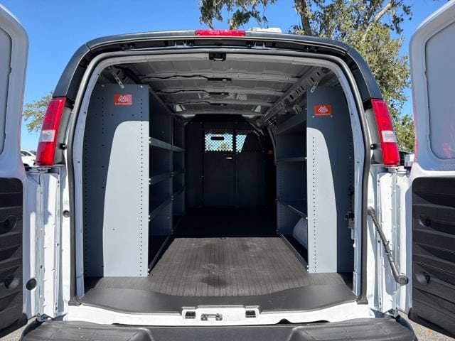2025 Chevrolet Express Cargo Work Van - Photo 11