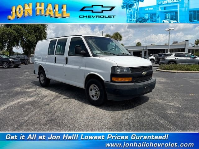 2018 Chevrolet Express 2500 Work Van HD's photo