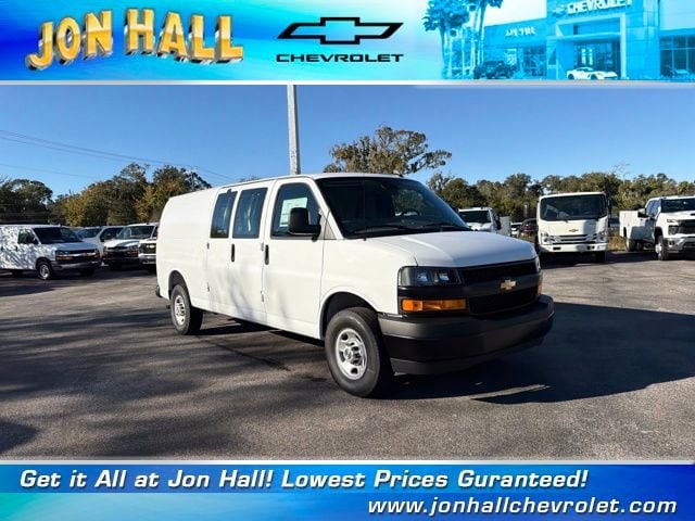 2025 Chevrolet Express 2500 Extended Work Van HD's photo