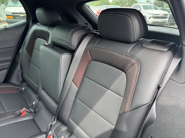 2025 Chevrolet Equinox EV RS - Photo 24