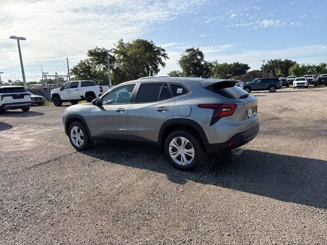 2026 Chevrolet Trax LS - Photo 6