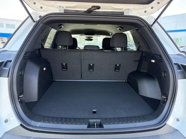 2026 Chevrolet Equinox LT - Photo 13