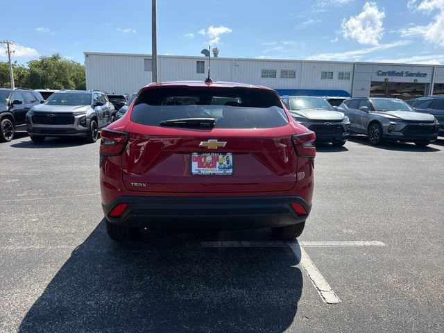 2026 Chevrolet Trax LS - Photo 8