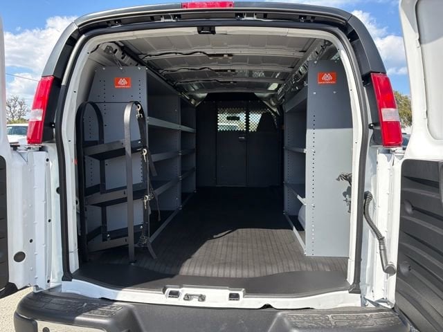 2026 Chevrolet Express Cargo Work Van - Photo 12