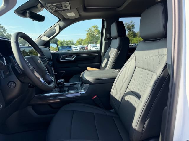 2026 Chevrolet Silverado 1500 LTZ - Photo 19