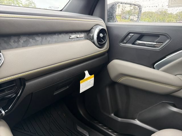 2026 Chevrolet Colorado ZR2 - Photo 30
