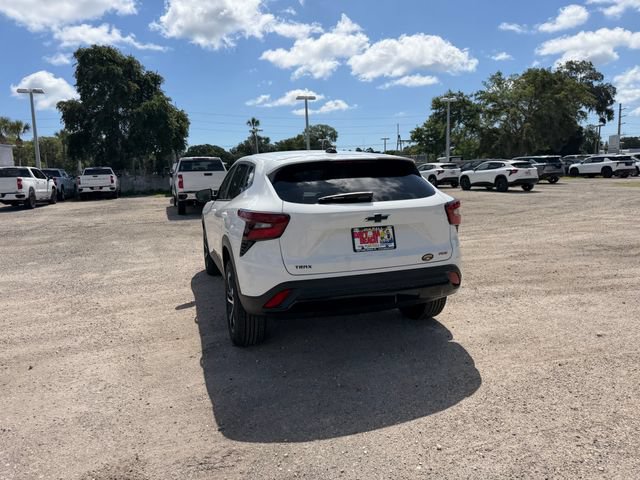 2026 Chevrolet Trax RS - Photo 8