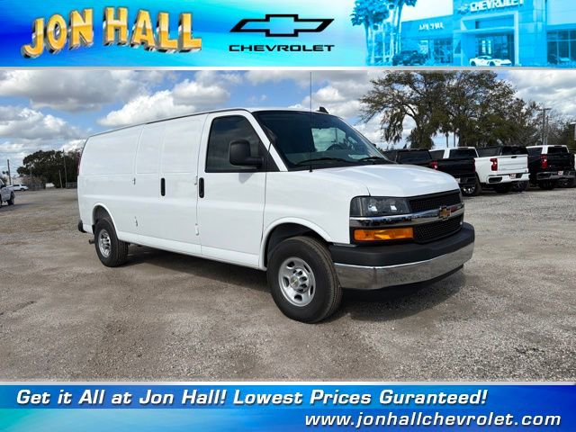 2026 Chevrolet Express 3500 Extended Work Van's photo