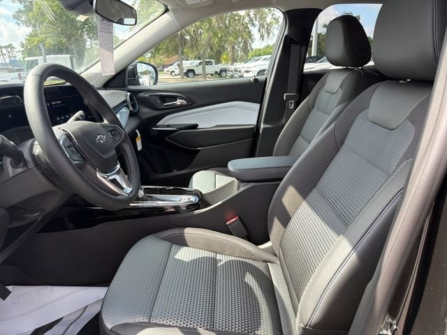 2026 Chevrolet Trax LT - Photo 18