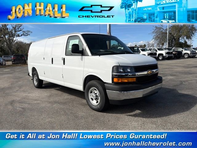 2025 Chevrolet Express 2500 Extended Work Van HD's photo