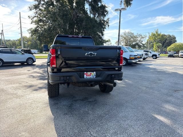2026 Chevrolet Silverado 2500 HD ZR2 - Photo 11