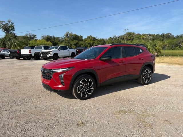 2026 Chevrolet Trax RS - Photo 2
