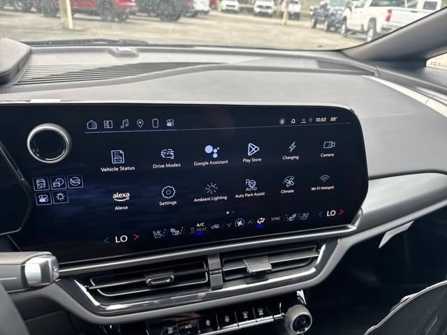 2025 Chevrolet Equinox EV RS - Photo 27