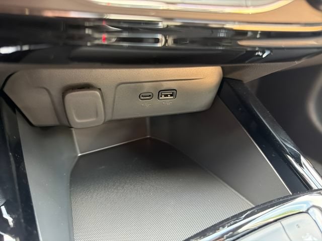 2026 Chevrolet Trax RS - Photo 25