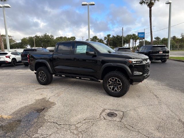 2026 Chevrolet Colorado ZR2 - Photo 15