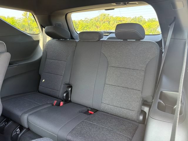 2027 Chevrolet Traverse LT - Photo 23