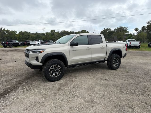 2026 Chevrolet Colorado ZR2 - Photo 2