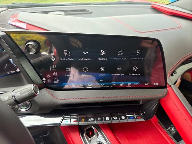 2027 Chevrolet Corvette 2LT - Photo 21