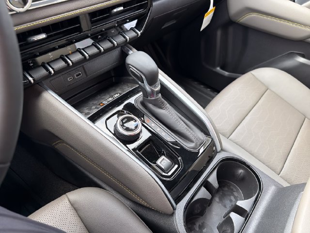 2026 Chevrolet Colorado ZR2 - Photo 26