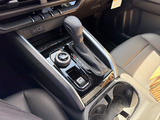 2026 Chevrolet Colorado Trail Boss - Photo 30