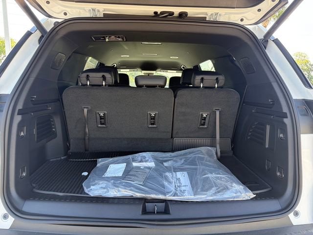 2026 Chevrolet Traverse LT - Photo 12
