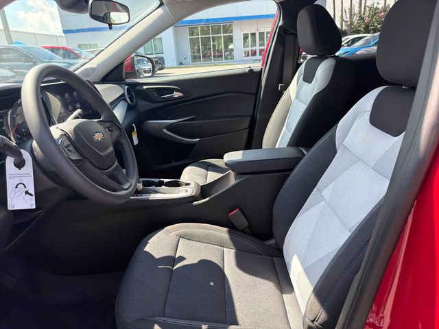2026 Chevrolet Trax LS - Photo 17
