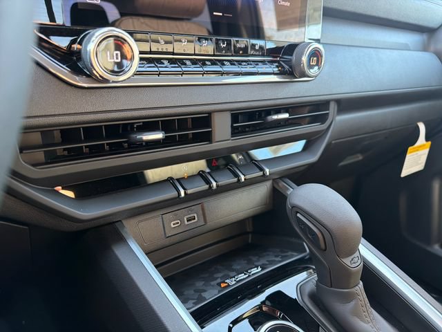 2026 Chevrolet Colorado Trail Boss - Photo 23