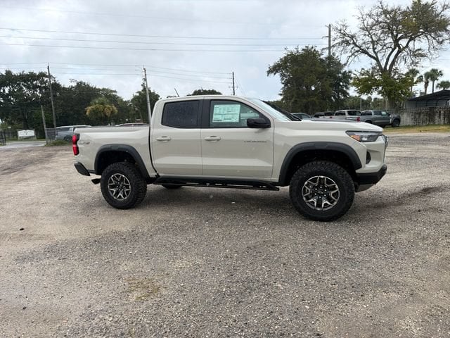 2026 Chevrolet Colorado ZR2 - Photo 16