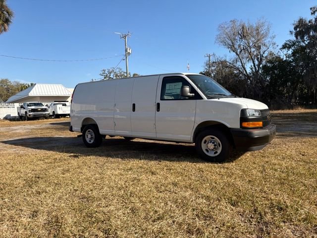 2025 Chevrolet Express Cargo Work Van - Photo 19