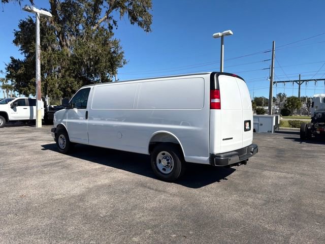 2025 Chevrolet Express Cargo Work Van - Photo 7