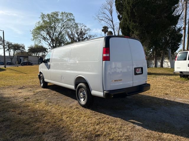 2025 Chevrolet Express Cargo Work Van - Photo 9