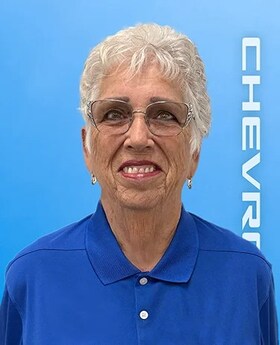 Staff member  Freda Pennington from ID_72748c