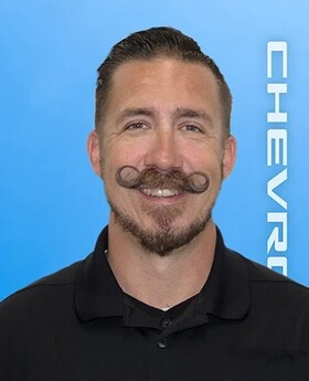 Staff member  Robert Parrish from ID_72748c