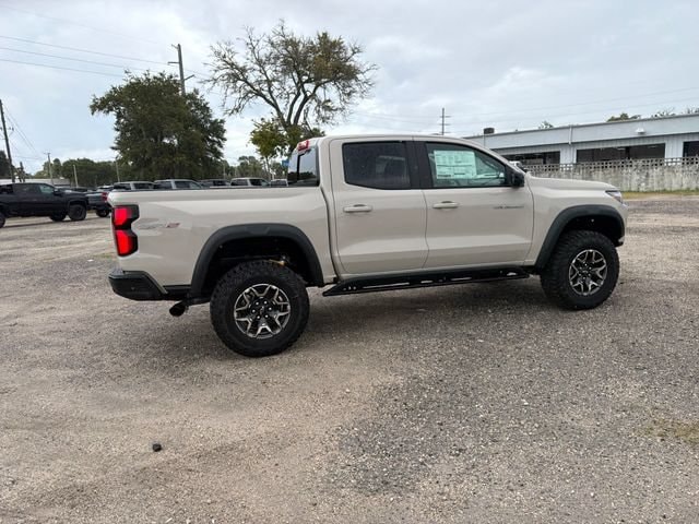 2026 Chevrolet Colorado ZR2 - Photo 14