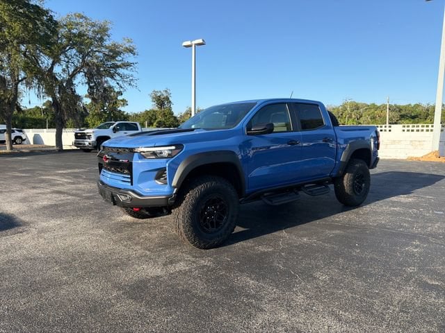 2026 Chevrolet Colorado ZR2 - Photo 2