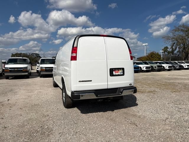 2026 Chevrolet Express Cargo Work Van - Photo 10