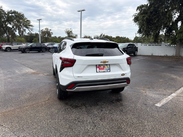 2026 Chevrolet Trax LT - Photo 8