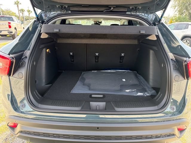 2026 Chevrolet Trax LT - Photo 10