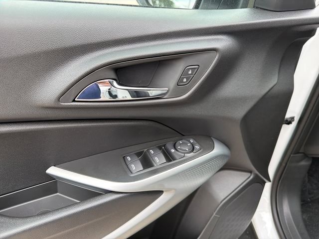 2026 Chevrolet Trax LS - Photo 26