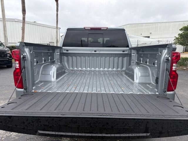 2026 Chevrolet Silverado 1500 LT - Photo 14