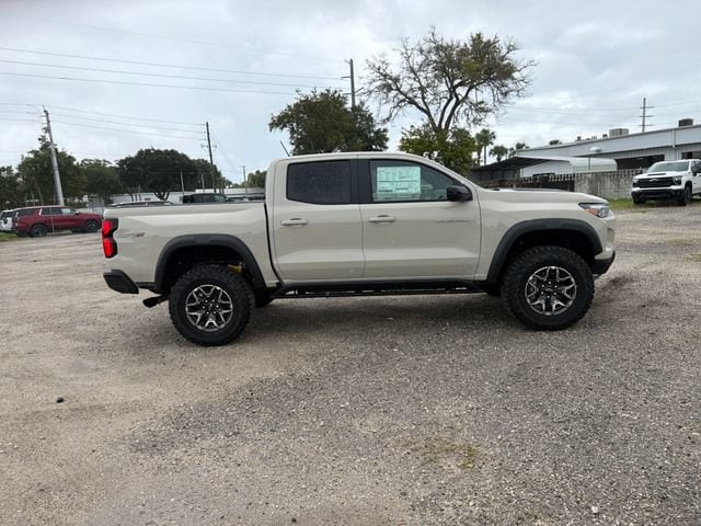2026 Chevrolet Colorado ZR2 - Photo 15