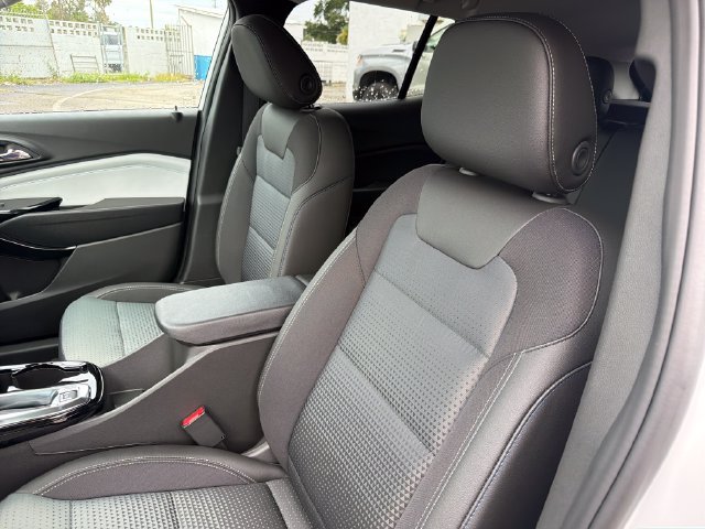 2026 Chevrolet Trax LT - Photo 19