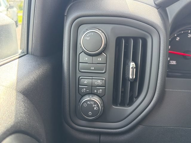 2026 Chevrolet Silverado 2500 HD Custom - Photo 24
