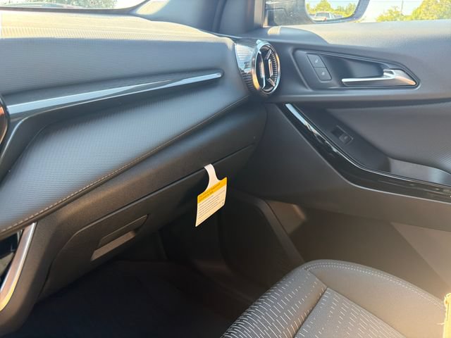 2027 Chevrolet Equinox LT - Photo 30
