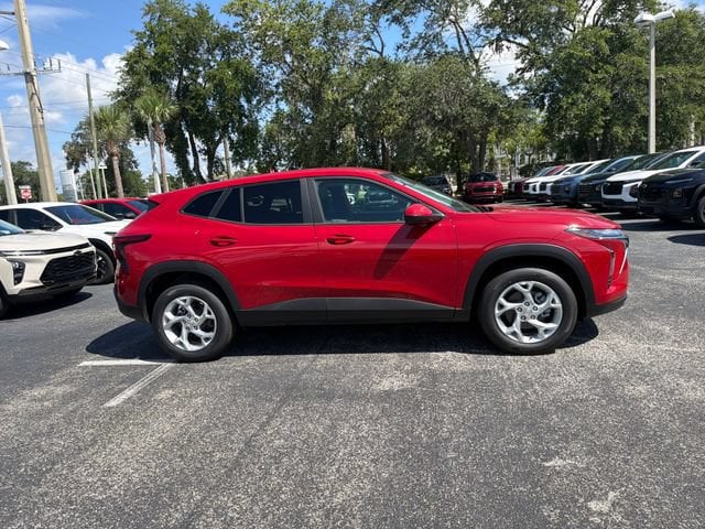 2026 Chevrolet Trax LS - Photo 13