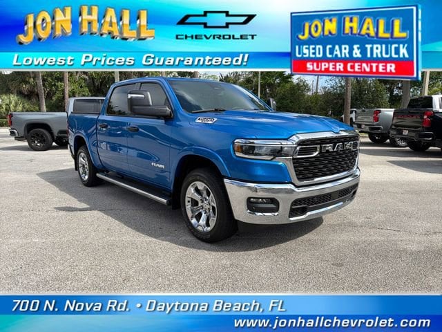 2025 RAM 1500 Big Horn/Lone Star 4x4 Crew Cab 5'7's photo